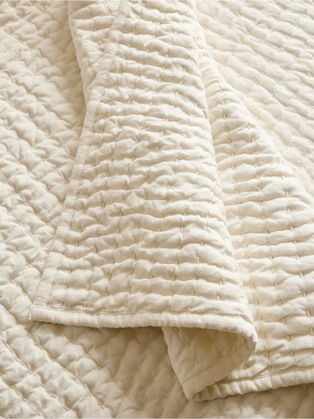 Quince European Linen Cotton Stitched Quilt in Ivory Full/Queen - Picture 3 of 3